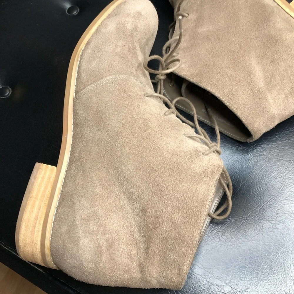 Blondo Tan Leather Chukka Waterproof Boot - Picture 7 of 14